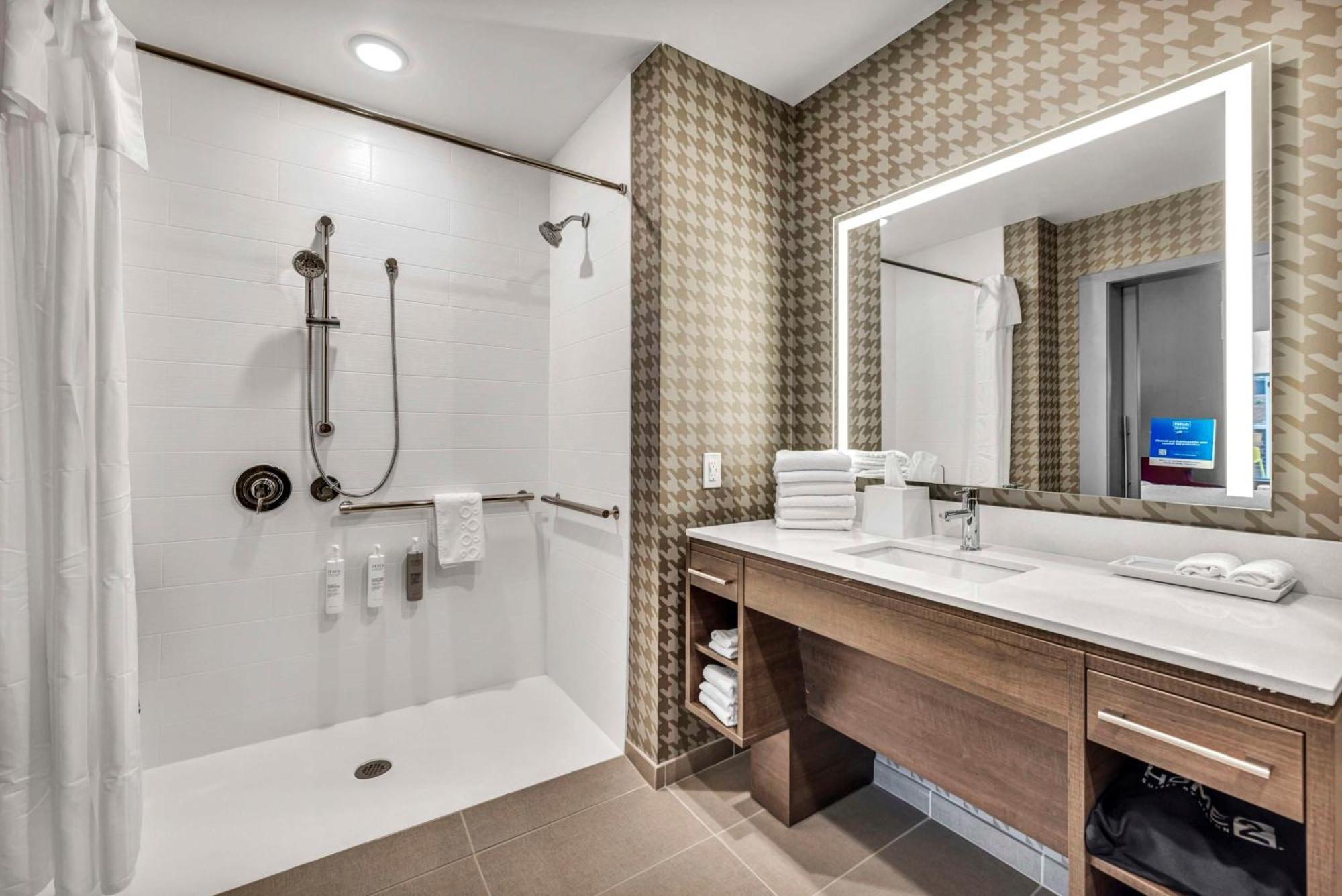 Home2 Suites By Hilton Raleigh West Lenovo Center Dış mekan fotoğraf
