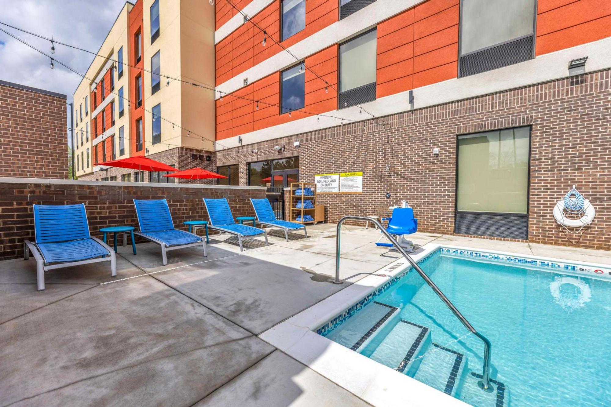 Home2 Suites By Hilton Raleigh West Lenovo Center Dış mekan fotoğraf