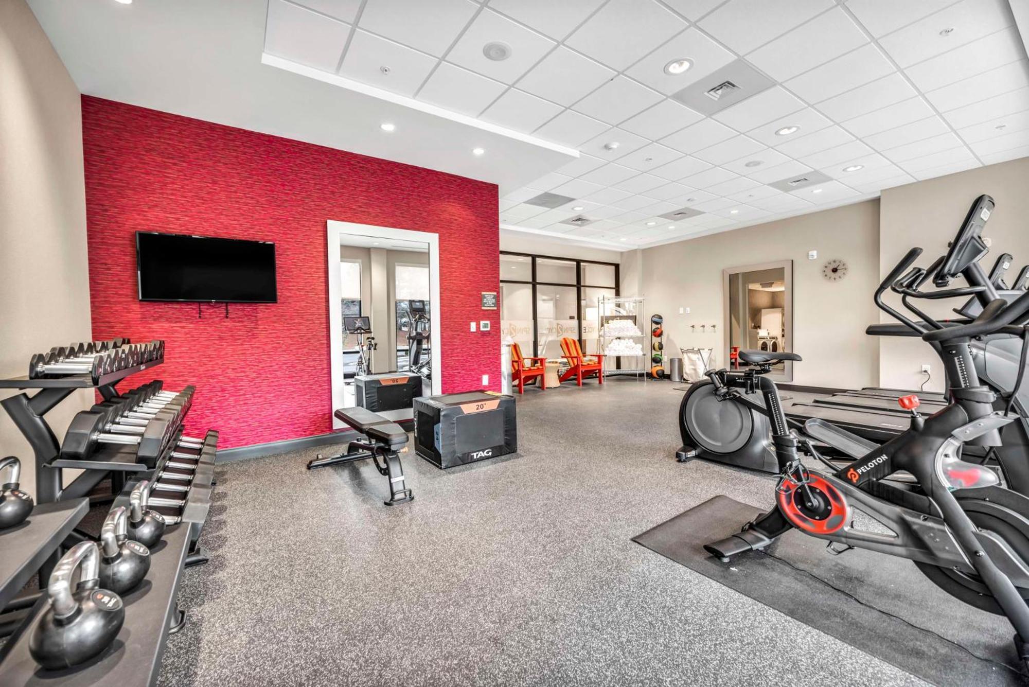 Home2 Suites By Hilton Raleigh West Lenovo Center Dış mekan fotoğraf
